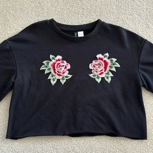 H&M • Black Floral Crop Top • Size Small